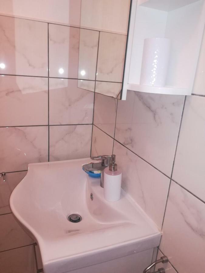 Apartment Matmar Senj  Esterno foto